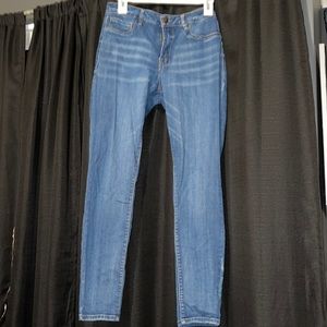 Light blue skinny jeans